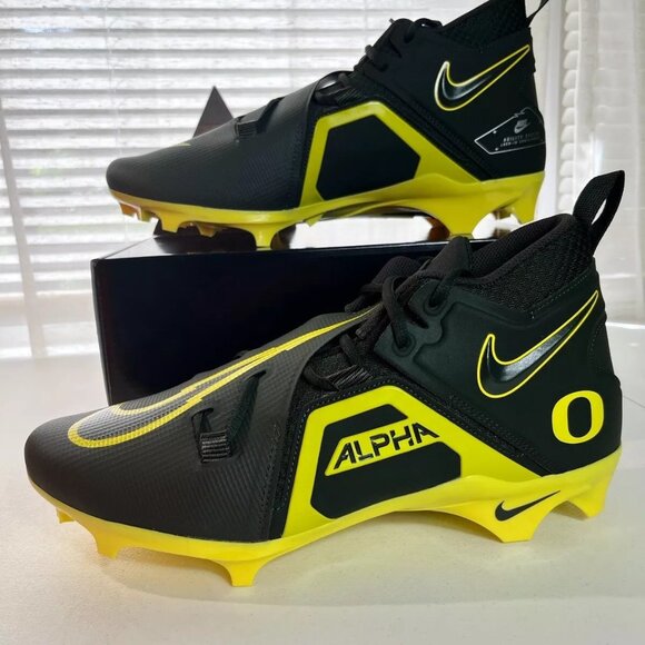 Nike Oregon Ducks Size 13 Alpha Menace Pro 3 PE Football Cleats Sequoia / Yellow - Picture 1 of 8